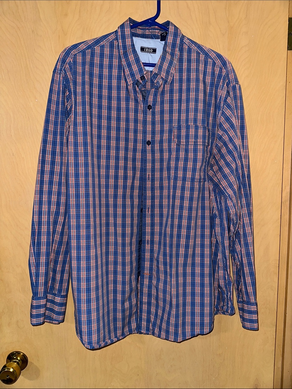 Men’s Izod long sleeve button down shirt